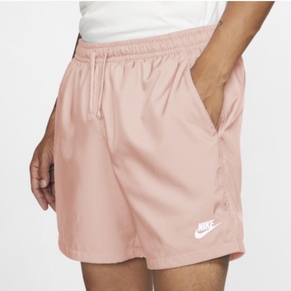 Nike Men’s Club Essentials Woven Flow Shorts in Arctic Orange/White Size XL